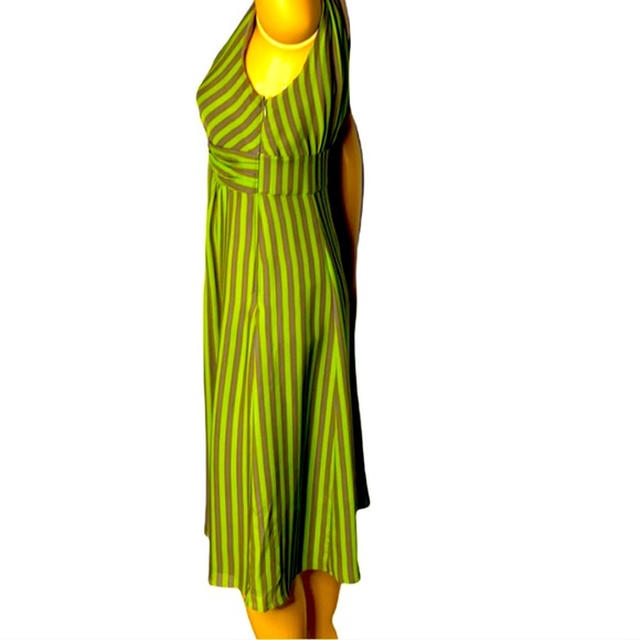 Ted Baker London 
Green And Gray Striped Empire Waist Silk Sleeveless 6” - Picture 6 of 12